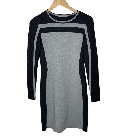 Athleta Boreal Bodycon Colorblock Sweater Dress - Picture 2 of 8